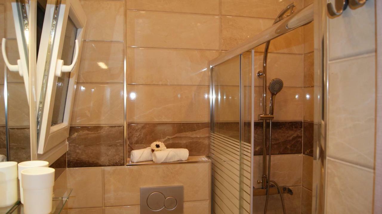 סלוניקי Brand New Luxury Apartment מראה חיצוני תמונה