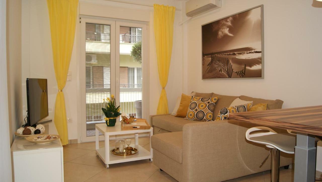 סלוניקי Brand New Luxury Apartment מראה חיצוני תמונה
